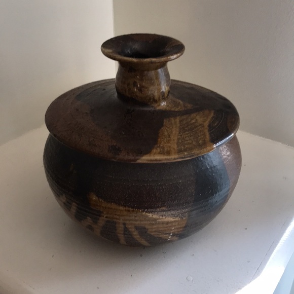 Pottery container - Picture 9 of 10